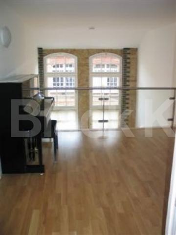 			Must be seen, 2 Bedroom, 1 bath, 1 reception Flat			 Hanway Place, SOHO/WEST END W1